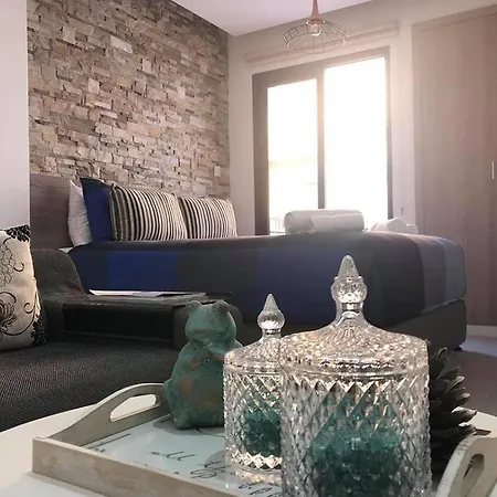 Metro Court לימסול