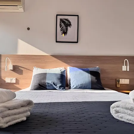 Metro Court Apartment *