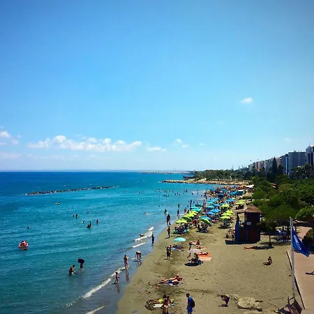 דירה Metro Court