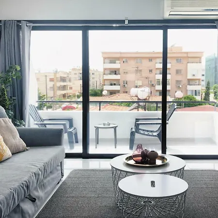 Metro Court Apartment